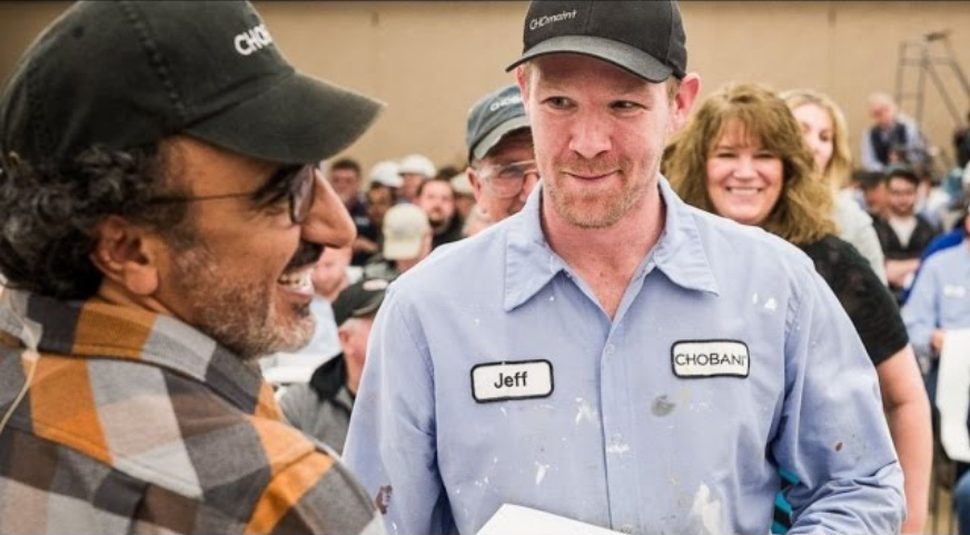 Dari Pengungsi Ke CEO: Kisah Perjuangan Hamdi Ulukaya Pendiri Chobani