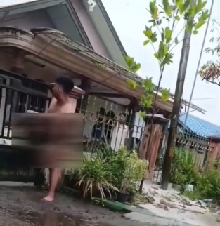Mengamuk Telanjang Dan Sekap 3 Perempuan Seorang Pria Dihajar Warga