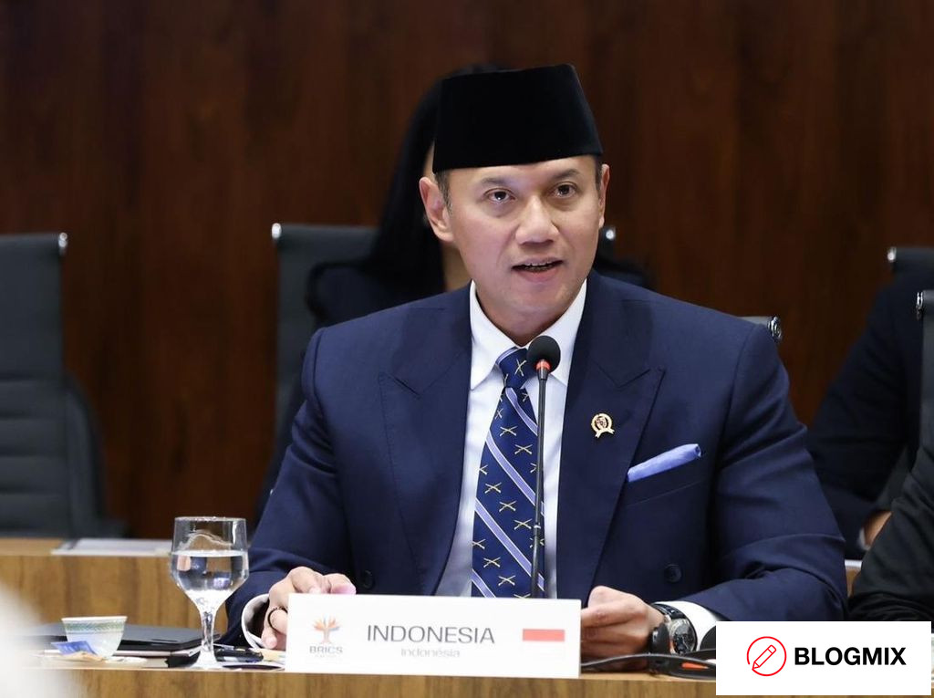 AHY Buka Suara soal KRL Anjlok, Minta Menhub Investigasi Khusus